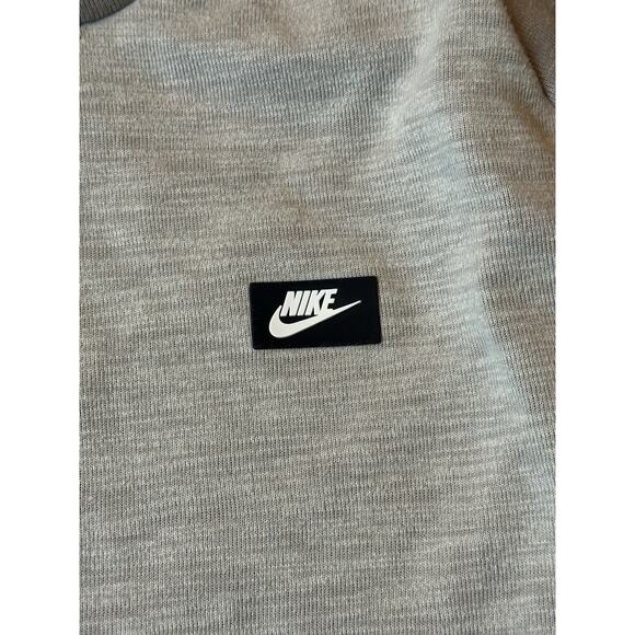 Nike Fleece Sweatshirt Crew Neck Men’s Size Large Front Pocket Pullover Gray - Picture 2 of 8